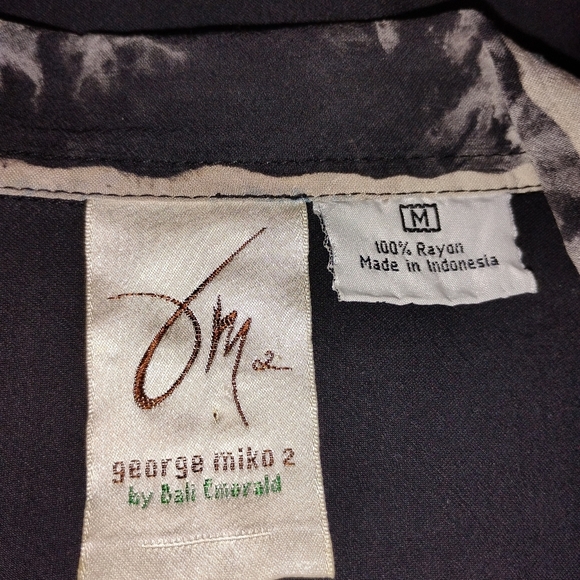 CROPPED RAYON BALI BLOUSE - Picture 7 of 8